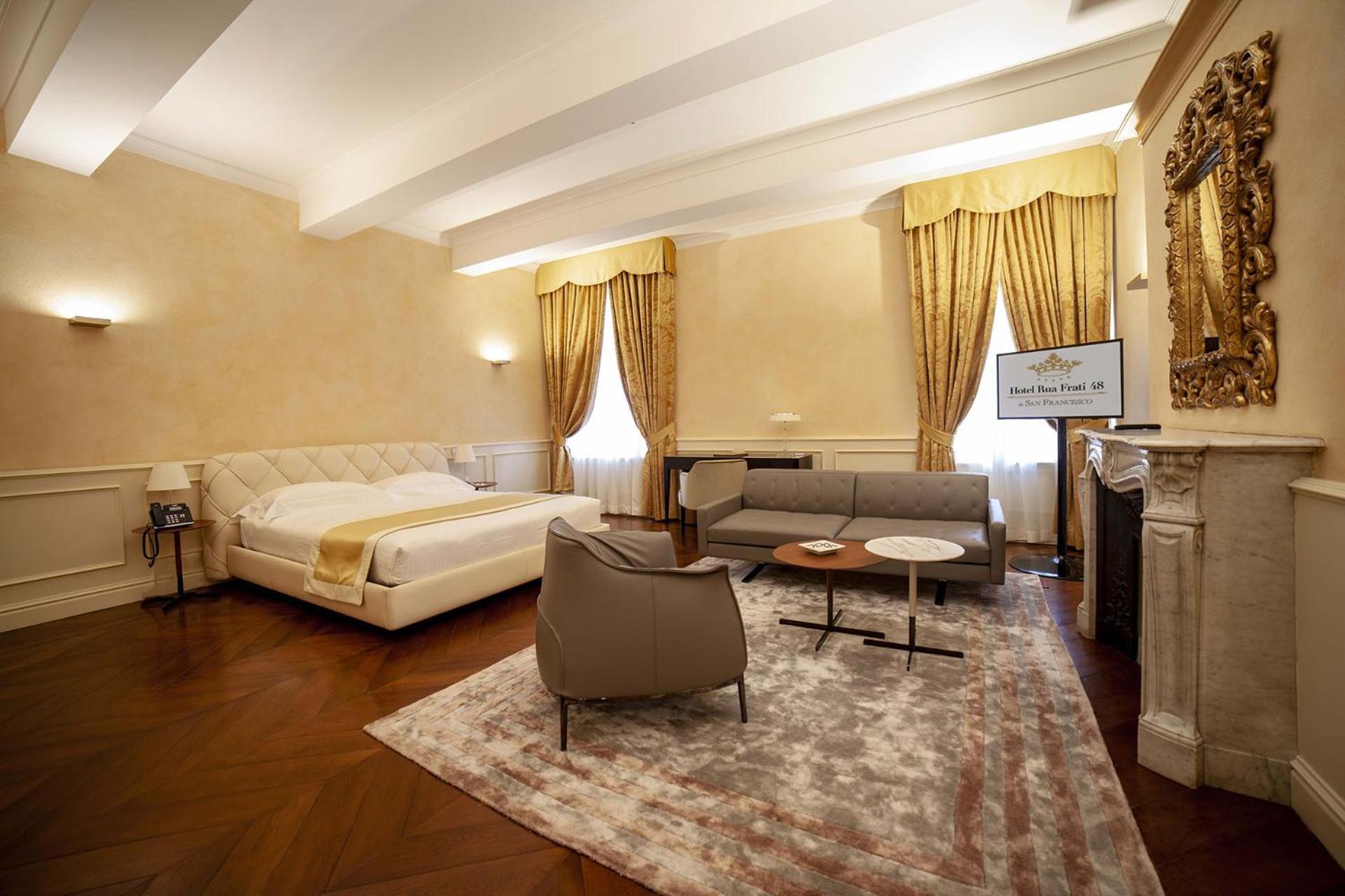 Hotel Rua Frati 48 In San Francesco Modena Ngoại thất bức ảnh