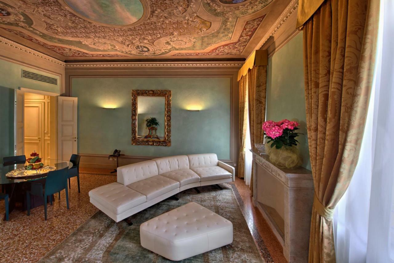 Hotel Rua Frati 48 In San Francesco Modena Ngoại thất bức ảnh