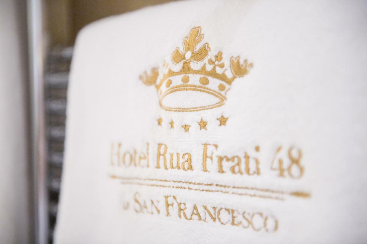 Hotel Rua Frati 48 In San Francesco Modena Phòng bức ảnh