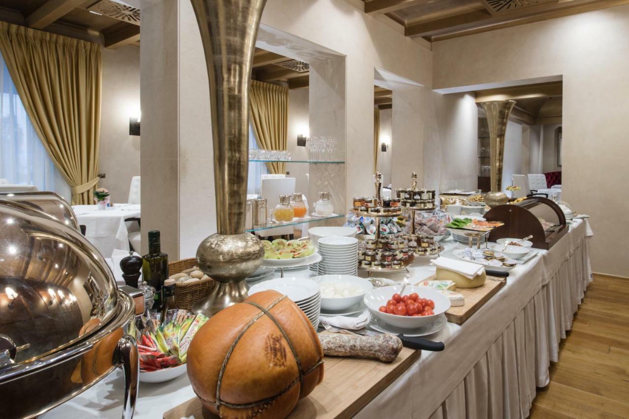 Hotel Rua Frati 48 In San Francesco Modena Ngoại thất bức ảnh