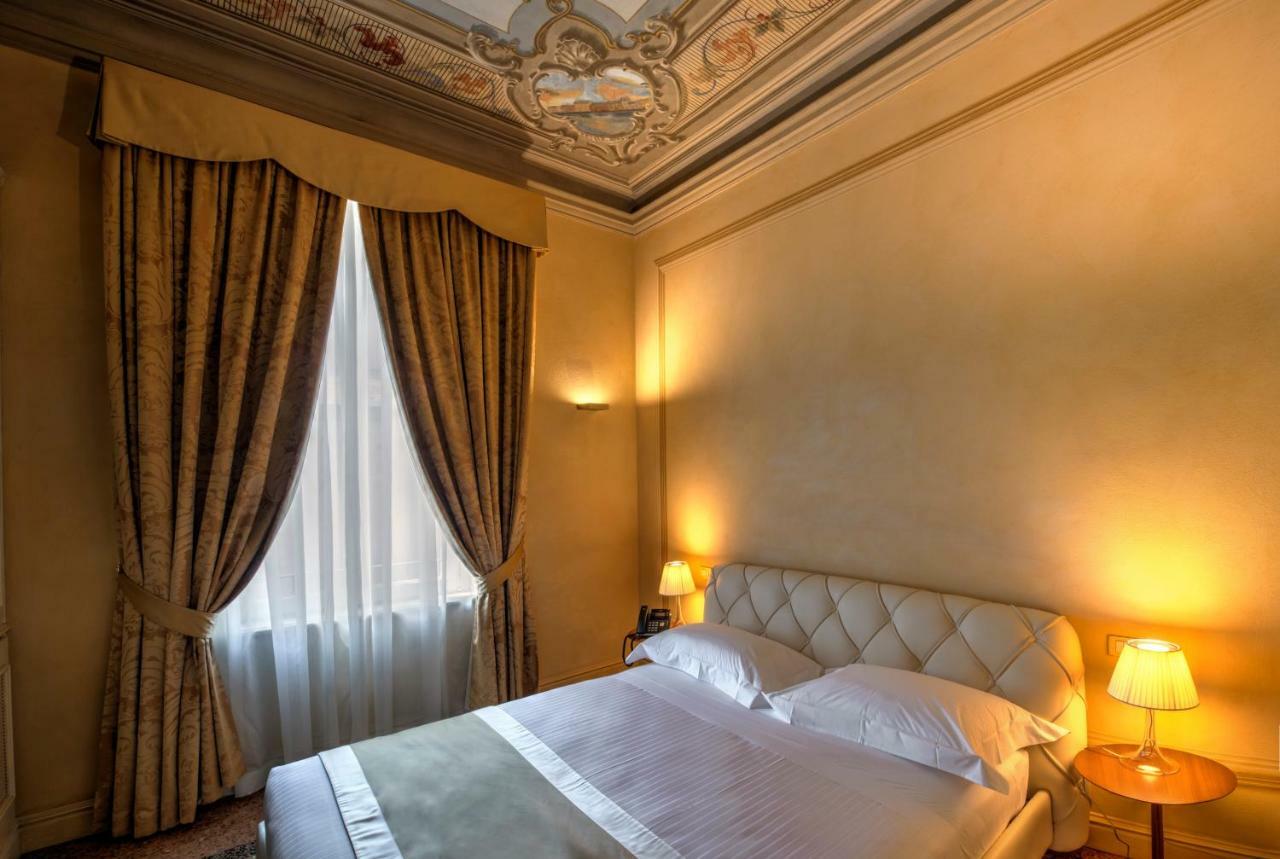 Hotel Rua Frati 48 In San Francesco Modena Ngoại thất bức ảnh